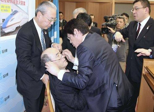 避险情绪促公用事业板块逆市上涨 券商看好电力与环保子板块 社保同步持仓